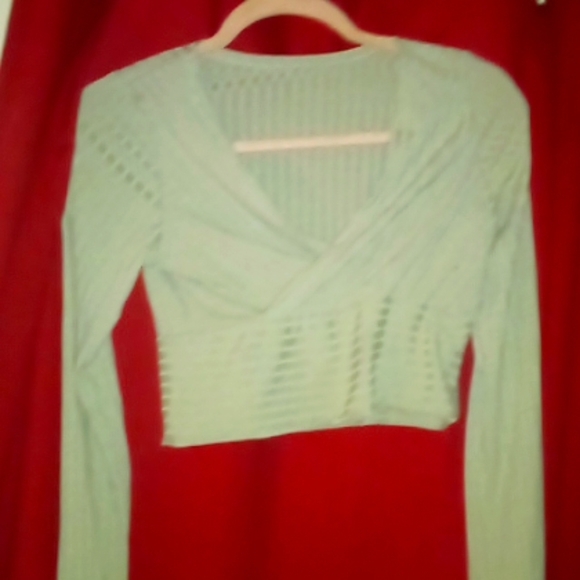 Shein Crop Top - Picture 1 of 4